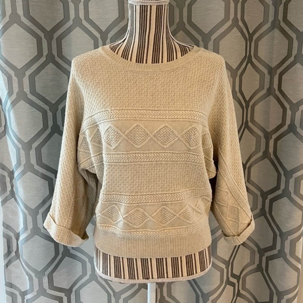 Promesa 3/4 Sleeve Elegant Sweater